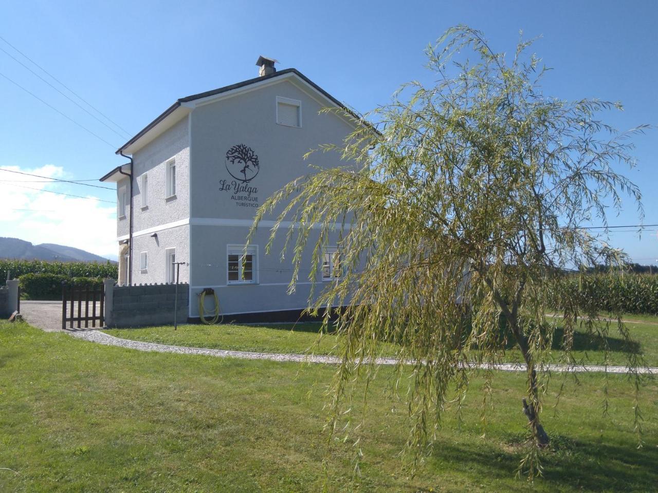 Albergue "La Yalga" Queruas 외부 사진